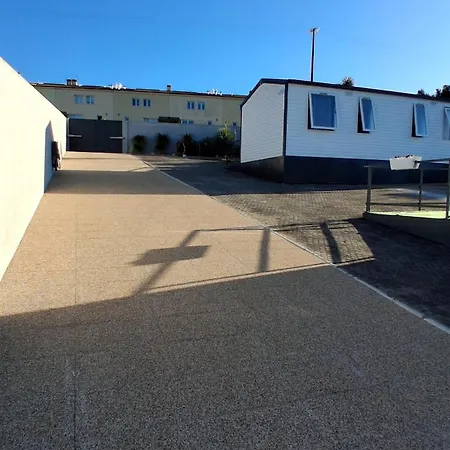 Cute House Marinho *