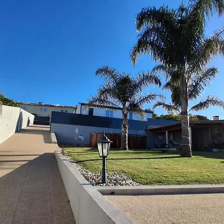 Holiday home Cute House Marinho